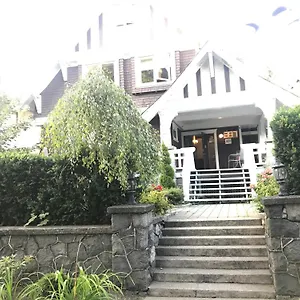  Homestay Cambie